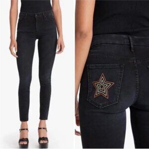 Mother High Waisted Looker Star Pocket Jeans In Blackbird Wash